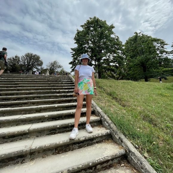 Meet your Posher, Erica - Picture 1 of 1